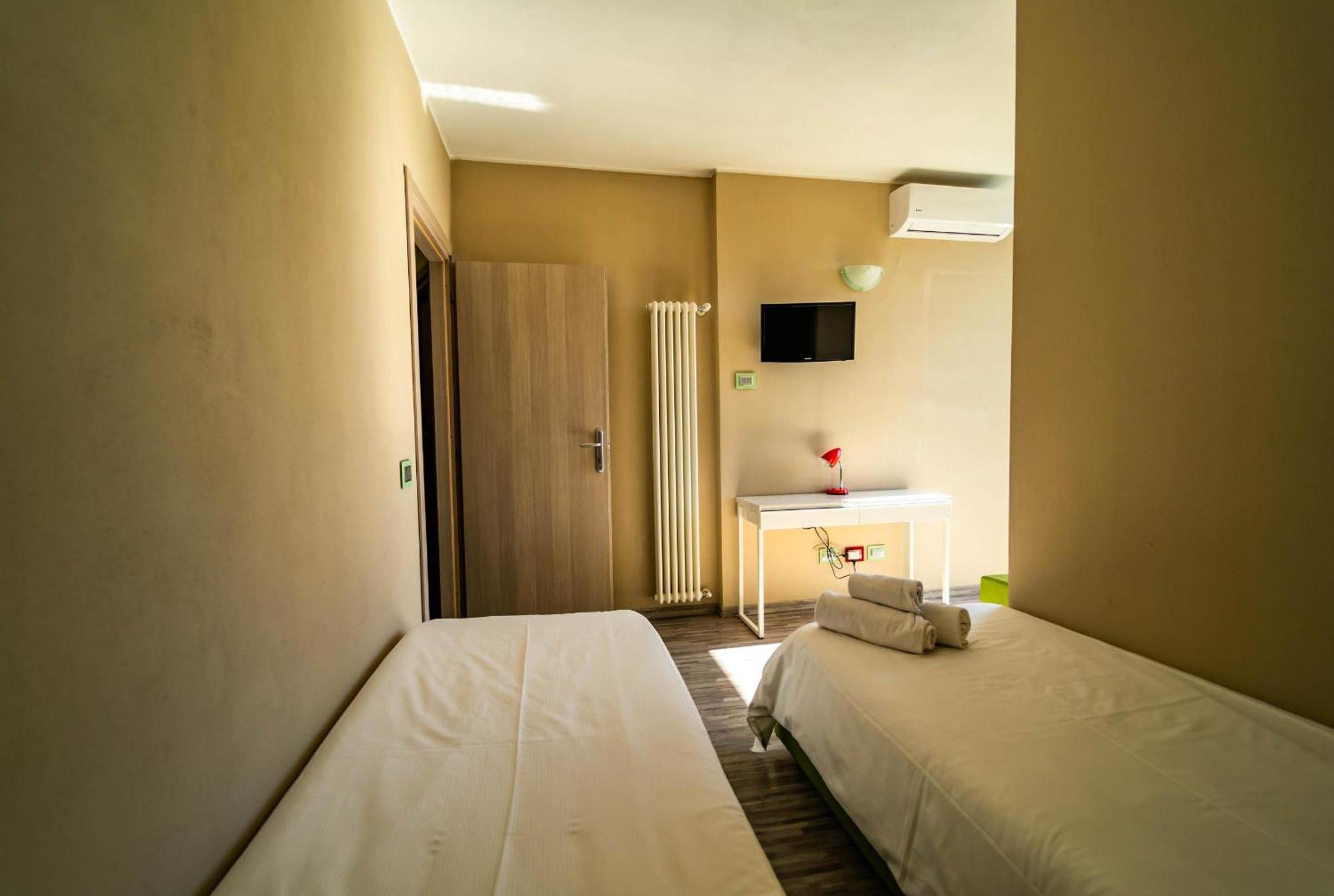 Montebello Lecco Chambre photo
